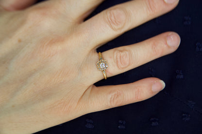 Very fine 19th-century daisy ring