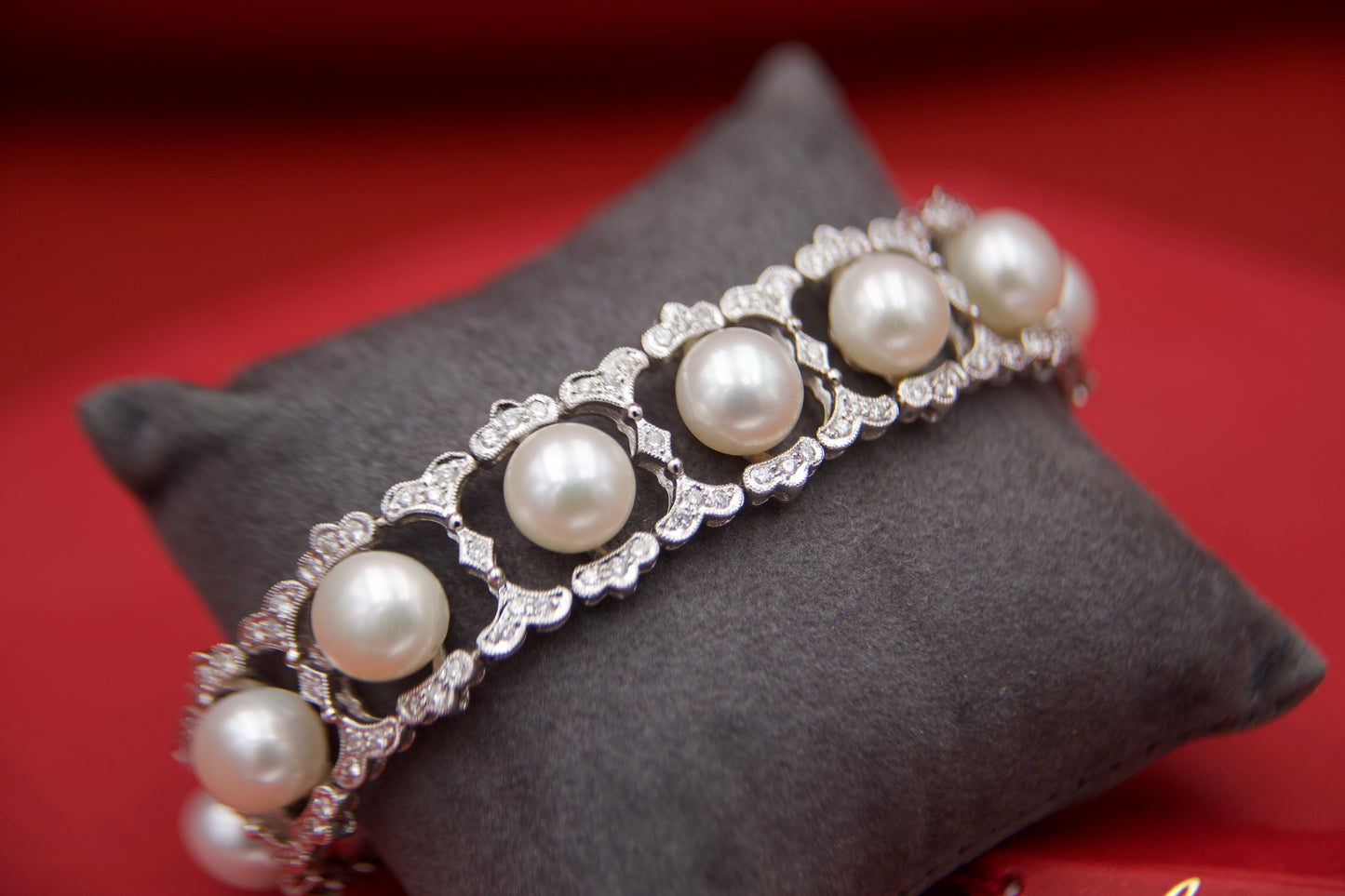 1960s pearl and diamond bracelet