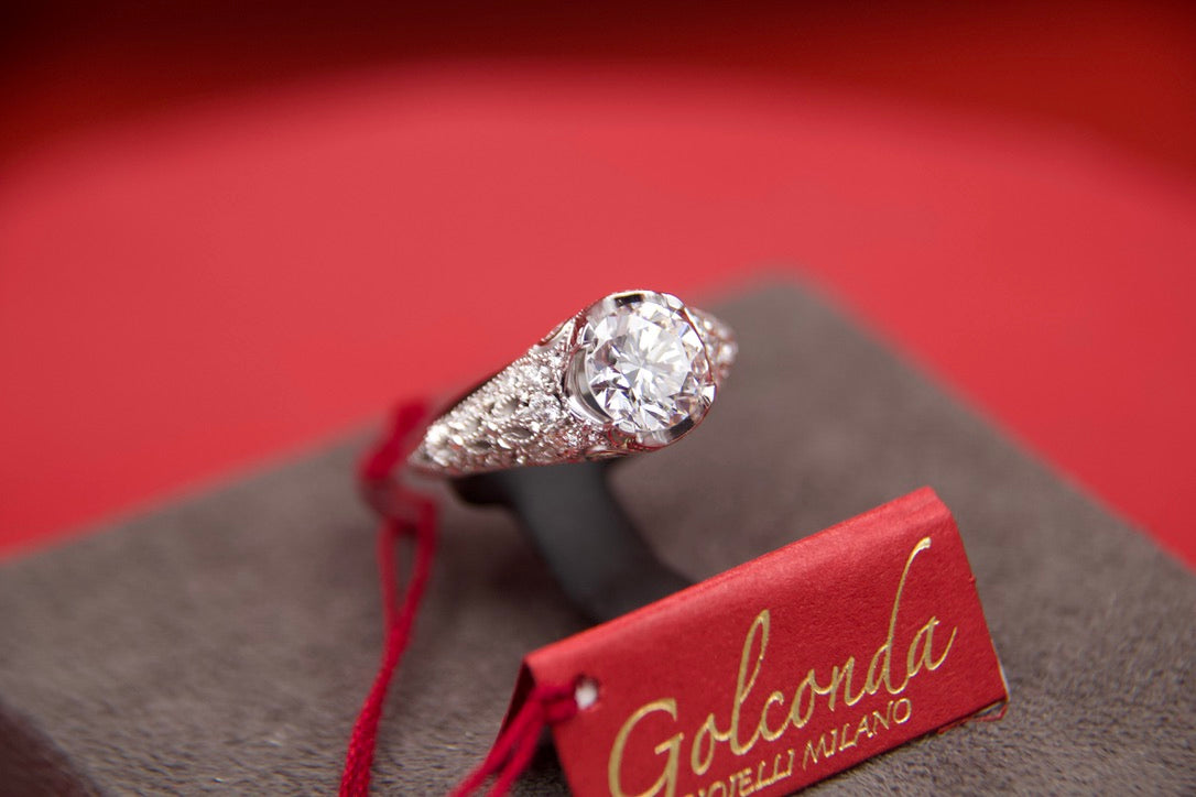 Anello solitario Stile Art Decò