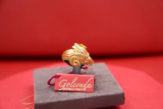 Anello "Ariete" scultura