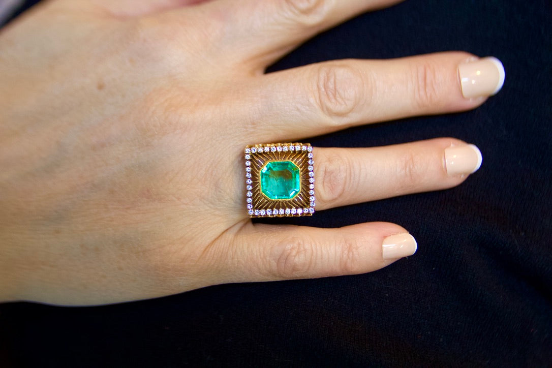 Anello Cocktail anni 50 con smeraldo