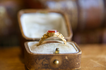 Anello con Corniola "Art Nouveau"