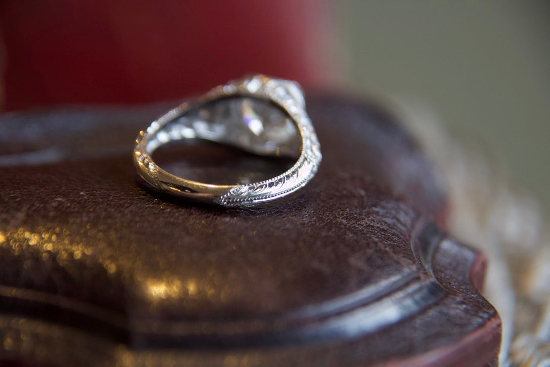 Anello solitario Stile Art Decò