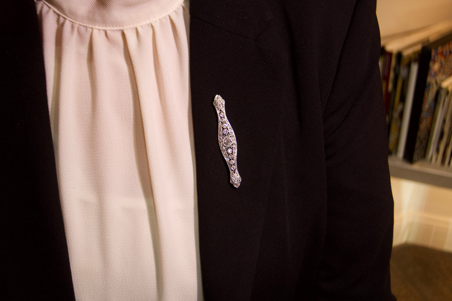 Spila baretta Art Decò