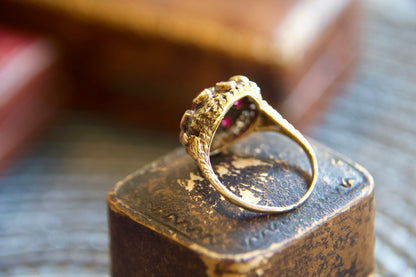 Anello "Art Nouveau" con diamante e rubini