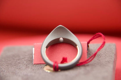 Titanium solitaire ring with rose-cut diamond