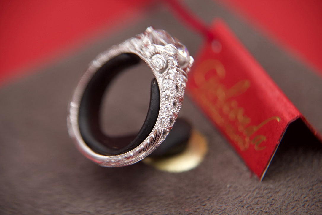 Anello solitario Stile Art Decò