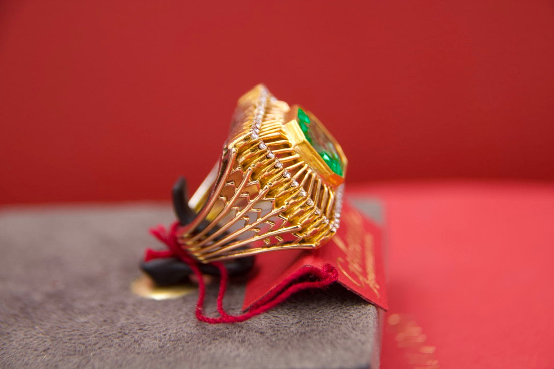 Anello Cocktail anni 50 con smeraldo