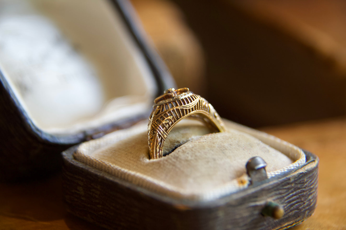 American ring from the 40s with incredible craftsmanship