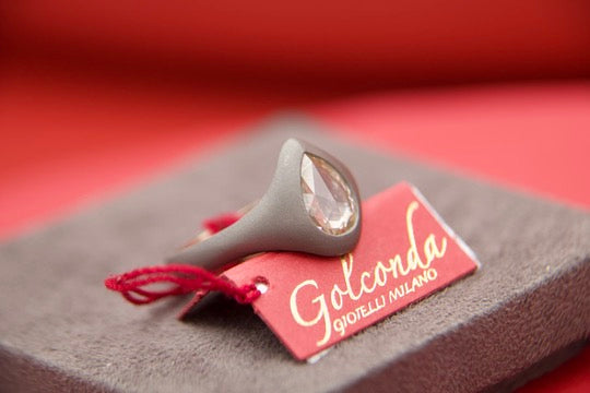 Titanium solitaire ring with rose-cut diamond