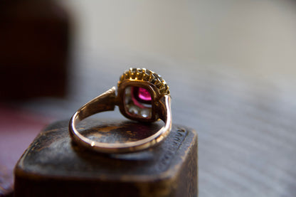 Anello Vittoriano con tormalina