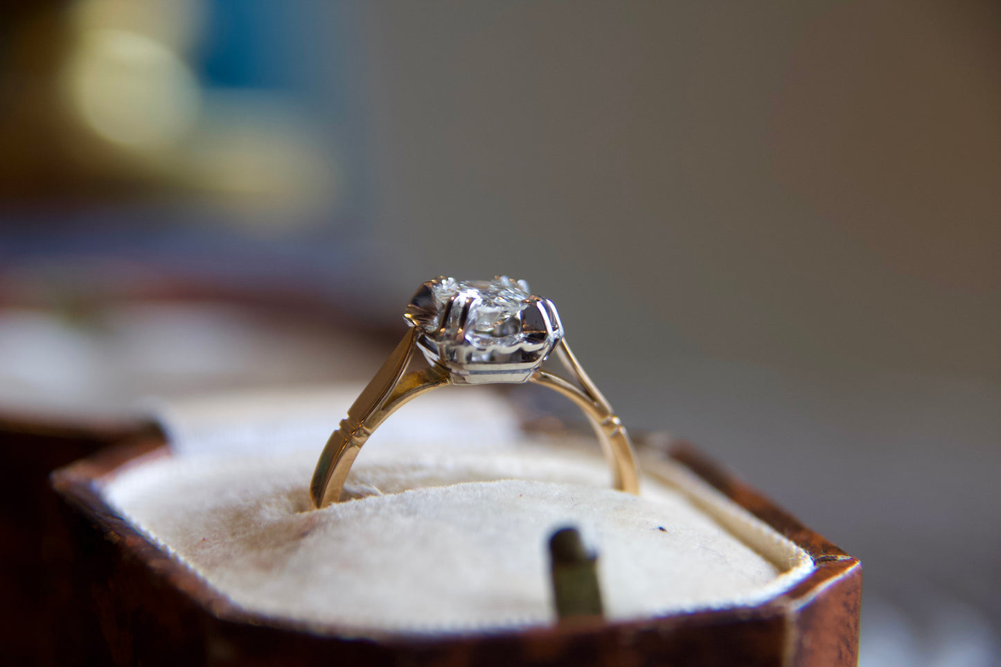 Solitario con diamante 0,50 ct prima meta 900'