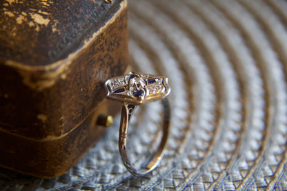Anello con zaffiri e diamanti Anni 20'