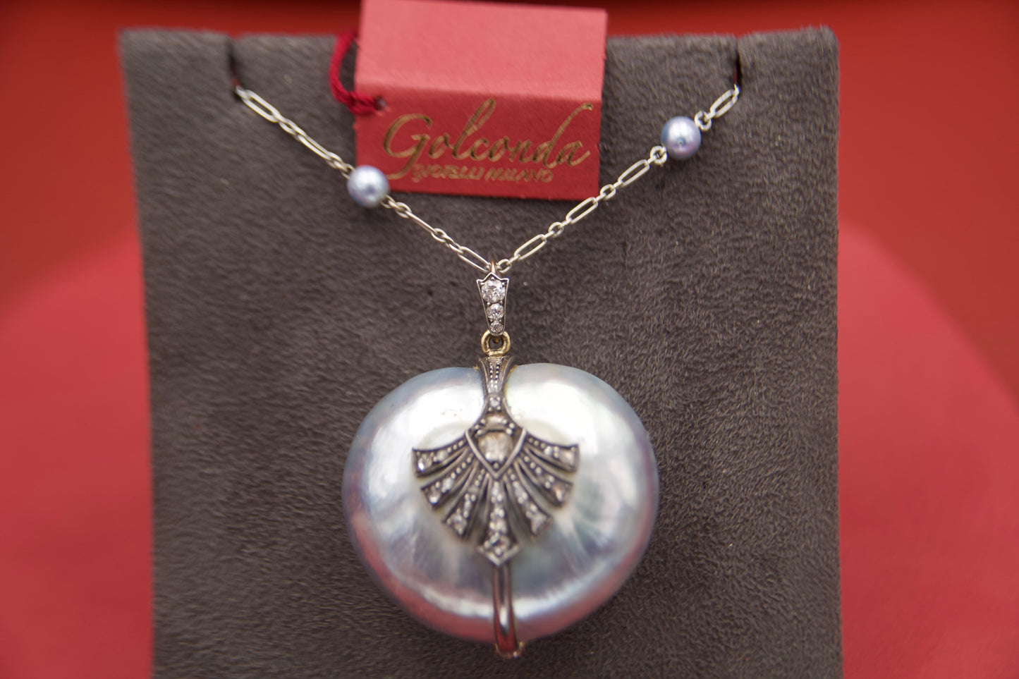 Art Deco mother-of-pearl heart necklace