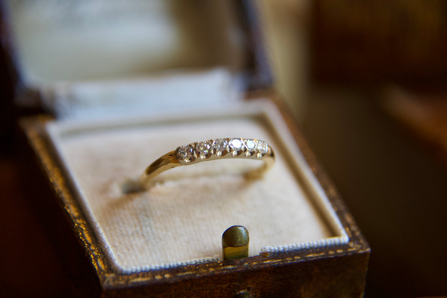 Small 1950s eternity ring with diamonds