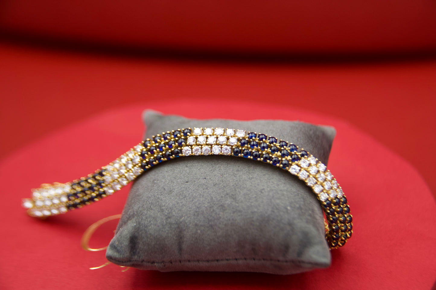 Bracciale triplo tennis diamanti e zaffiri con maglia morbida Vintage