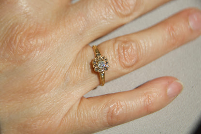 Very fine 19th-century daisy ring