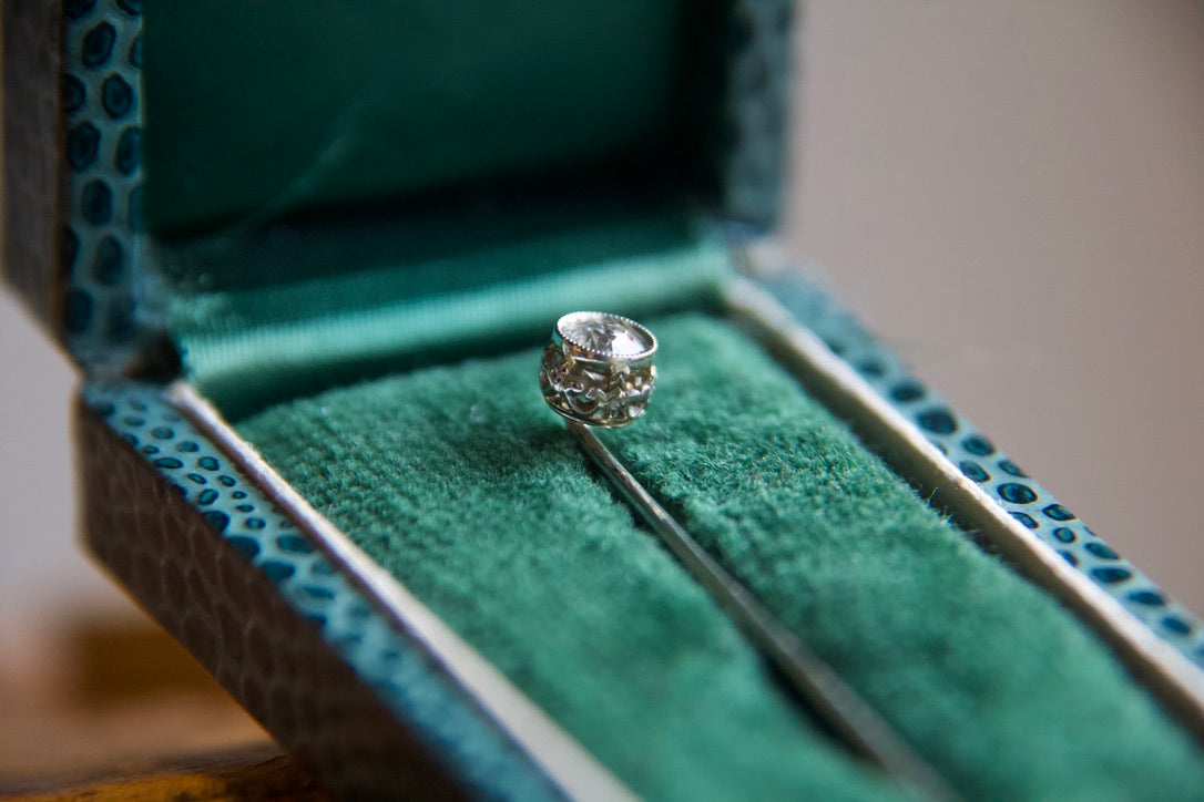 Art Nouveau solitaire hatpin