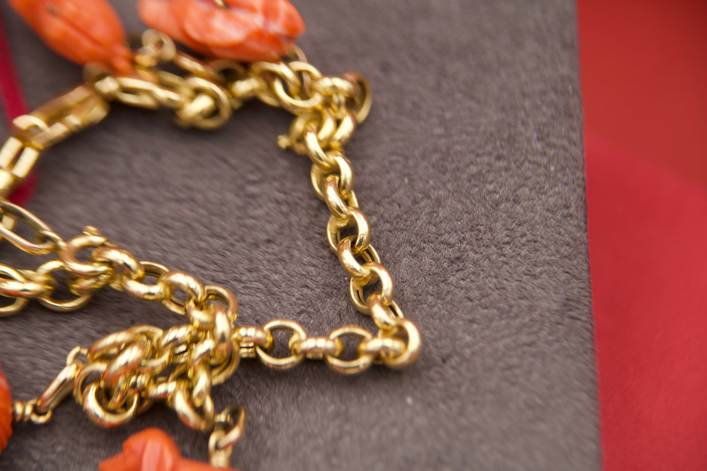 Bracciale vintage con charms animalier