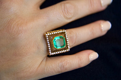 Anello Cocktail anni 50 con smeraldo