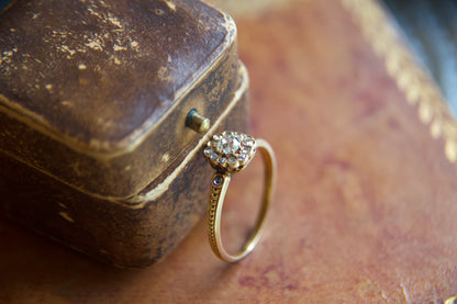 Very fine 19th-century daisy ring