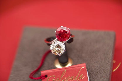 Anello toi moi con diamante e rubino "NO HEAT"