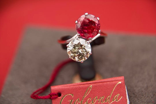 Anello toi moi con diamante e rubino "NO HEAT"