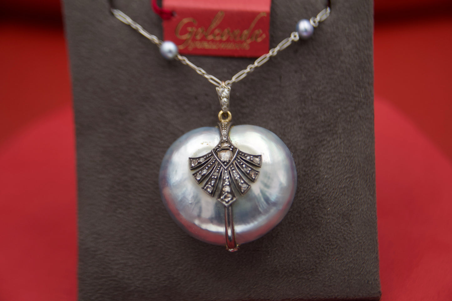 Art Deco mother-of-pearl heart necklace