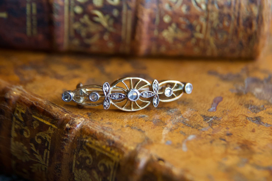 Liberty pin