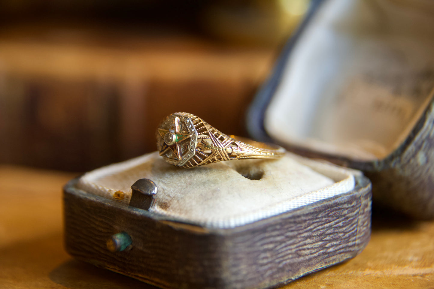 American ring from the 40s with incredible craftsmanship