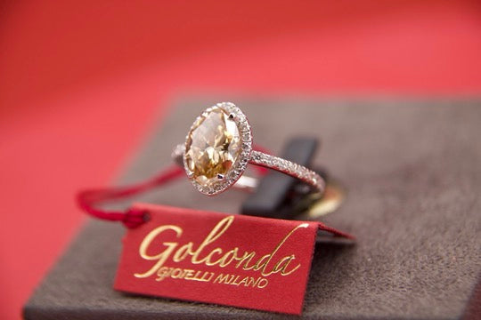 Anello Halo con diamante "Fancy Cognak"