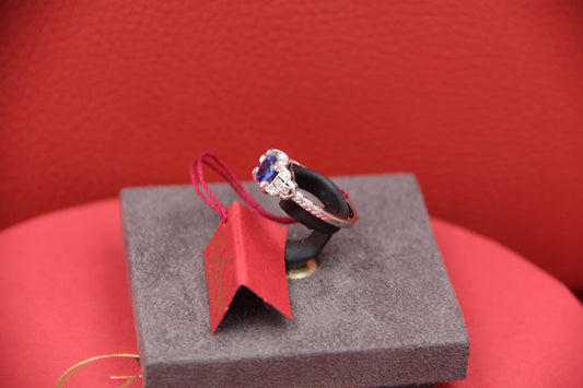 Anello epoca con zaffiro