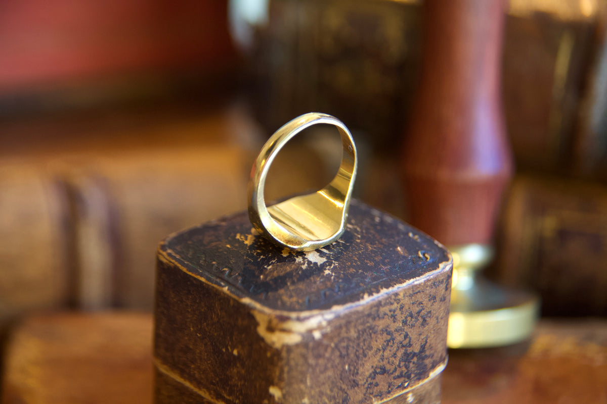 Anello con sigillo Belga fine 800