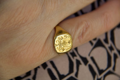 Anello con sigillo Belga fine 800
