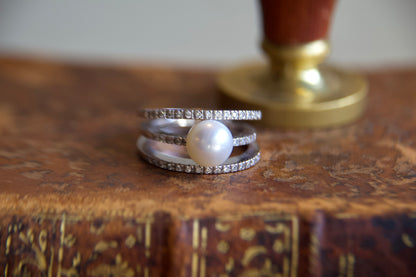 Anello tre fasce con perla e diamanti
