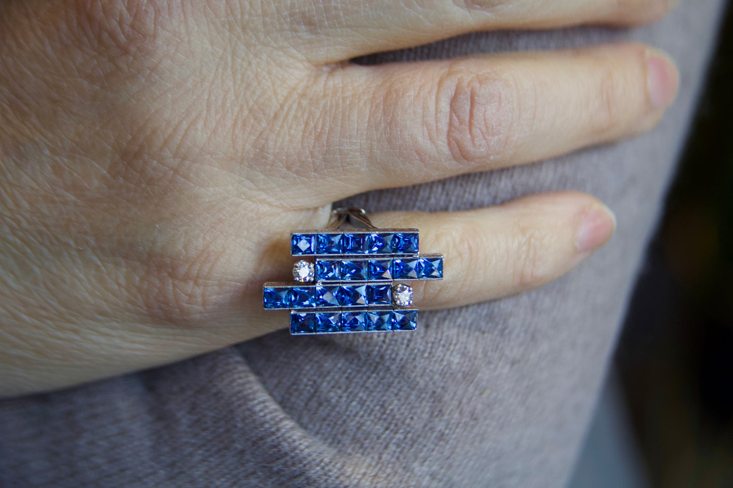 Art Deco ring with sapphires