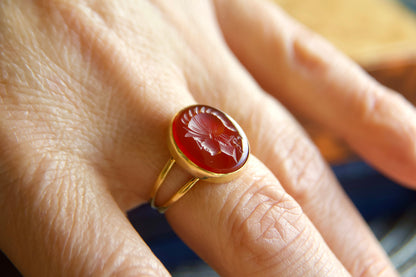 Vintage Ring with "Carnelian Engraved"