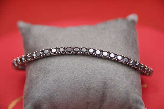 Bracciale in oro diamanti neri