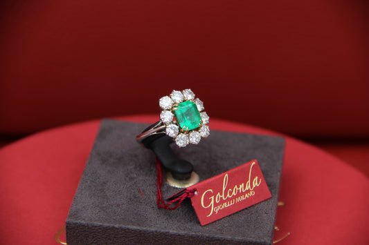 Anello margherita smeraldo e diamanti