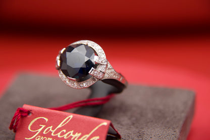 Art Deco ring with sapphire