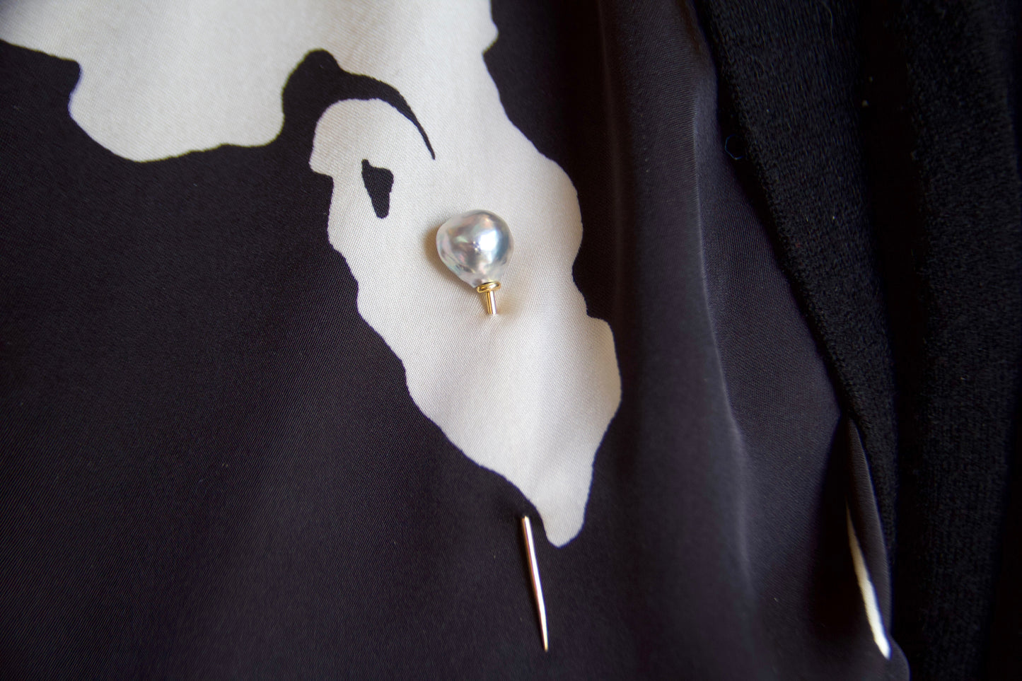 Vintage Baroque Pearl Tie Pin
