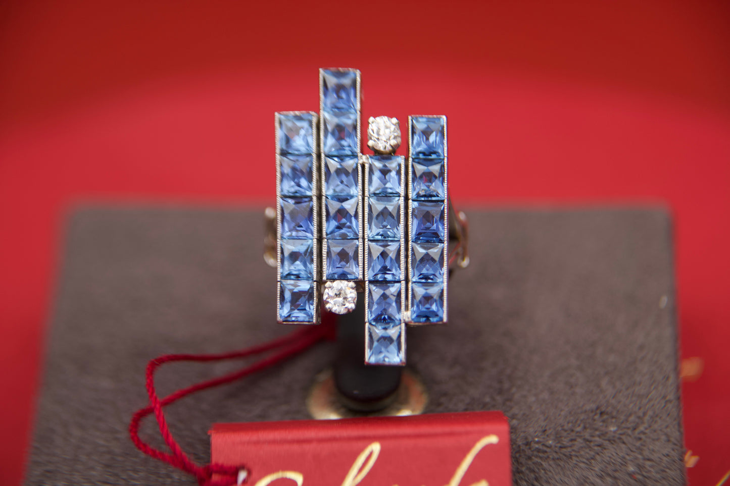 Art Deco ring with sapphires