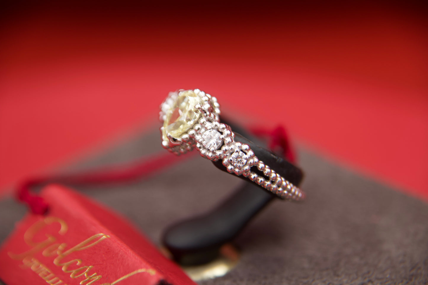Fancy diamond ring