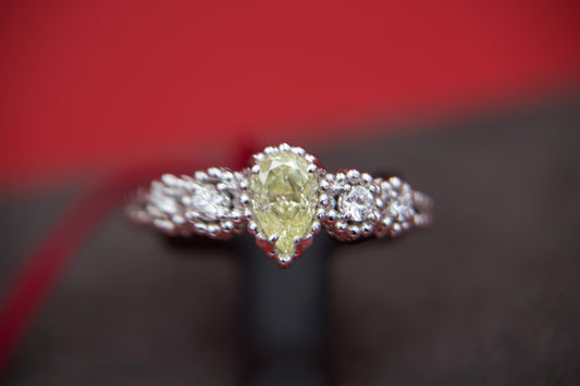 Fancy diamond ring