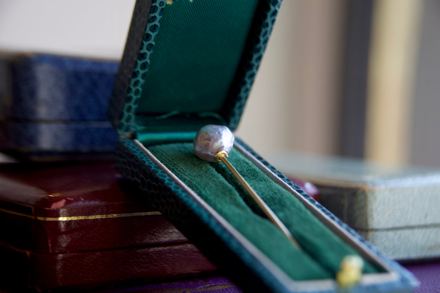 Vintage Baroque Pearl Tie Pin
