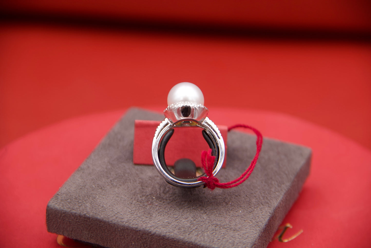 Anello  halo con perla South Sea