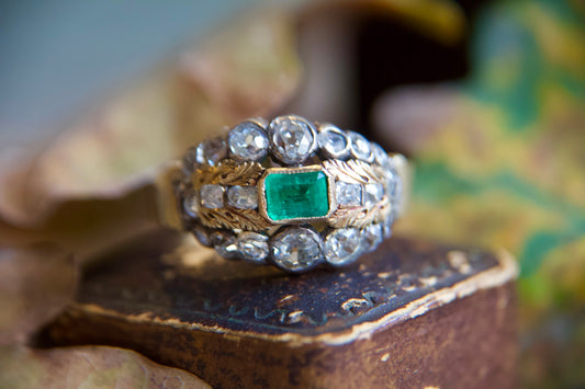 Anello con smeraldo d'epoca