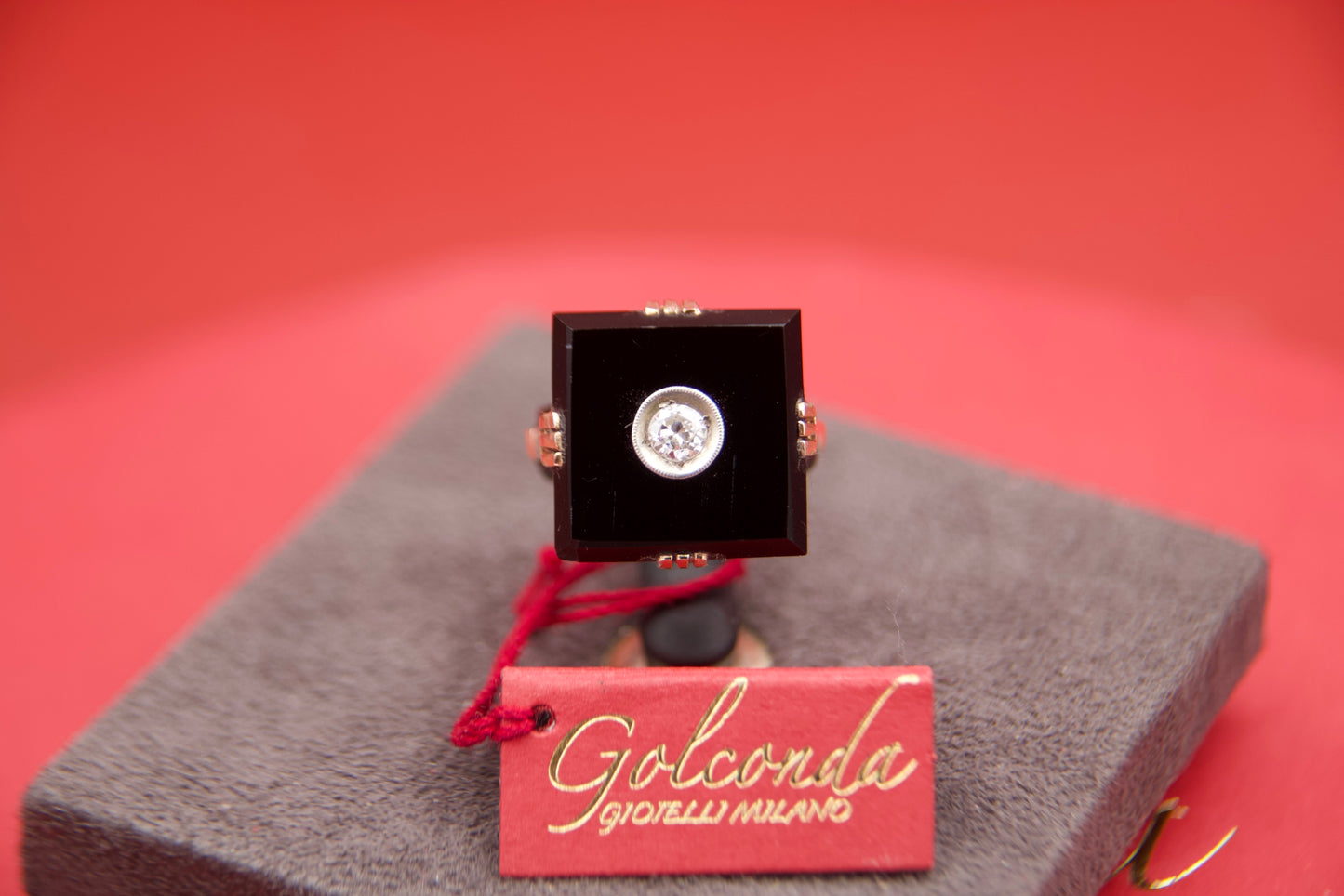 Anello art decò con onice e diamante