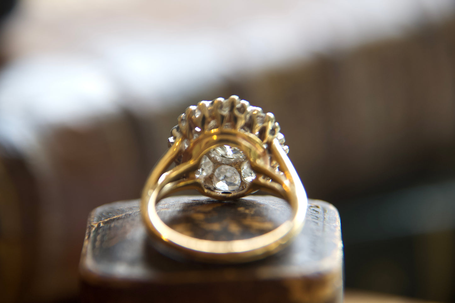 Anello Margherita "Daisy Ring" Liberty in Oro 18kt con Diamanti Taglio Antico