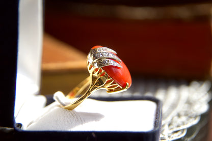 Vintage 18kt Gold Cocktail Ring with Red Coral and Diamonds